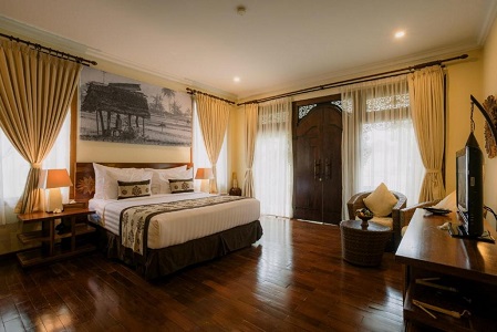 ジャカルタ発 ギリ島