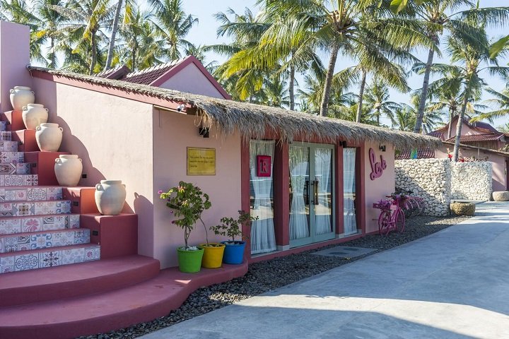 lombok-giri-pinkcocoair