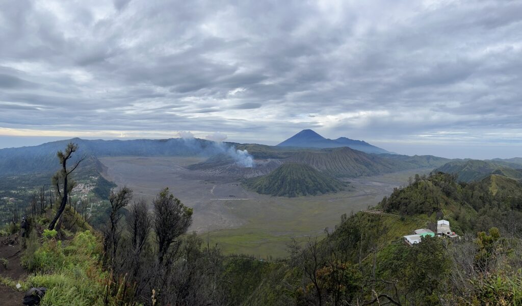 ブロモ ブロモ山