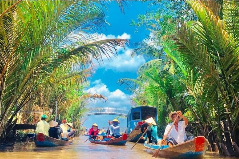 ジャカルタ発 ホーチミン ツアー